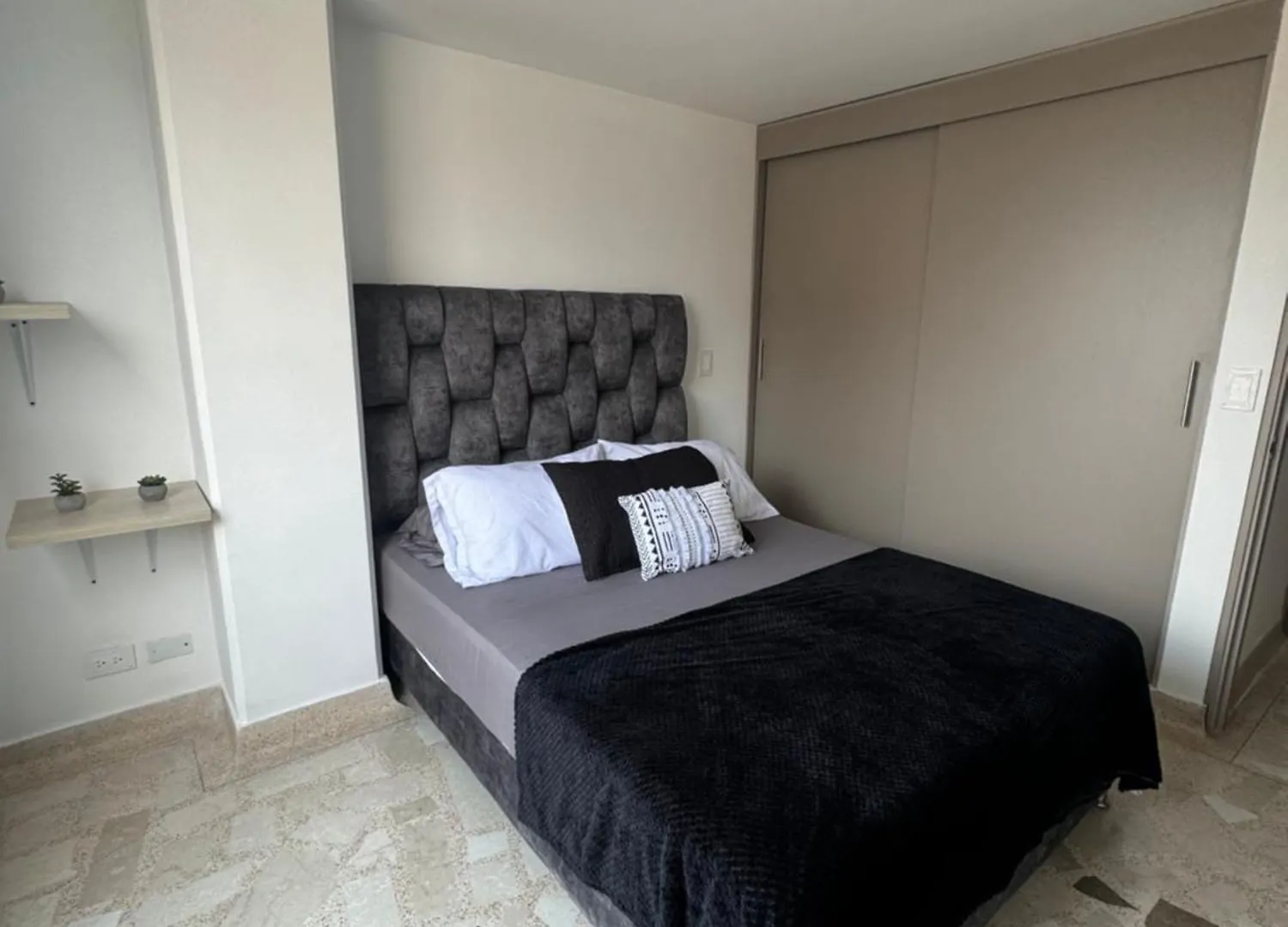 Excelente Ubicacion Junto Al Estadio Y La 70 Muy Central Medellín Apartmán
